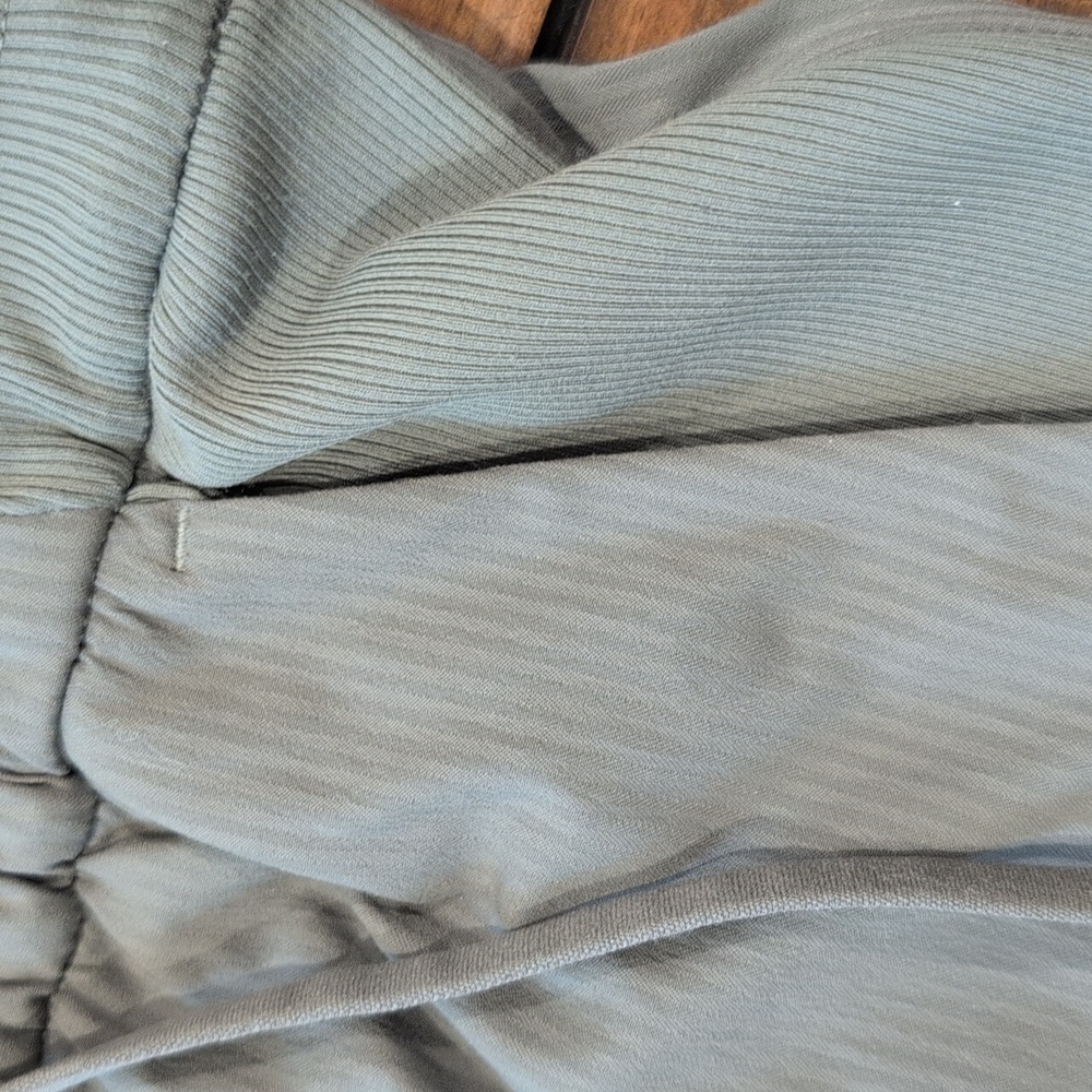 Lululemon Beyond The Studio Joggers - Picture 6 of 11